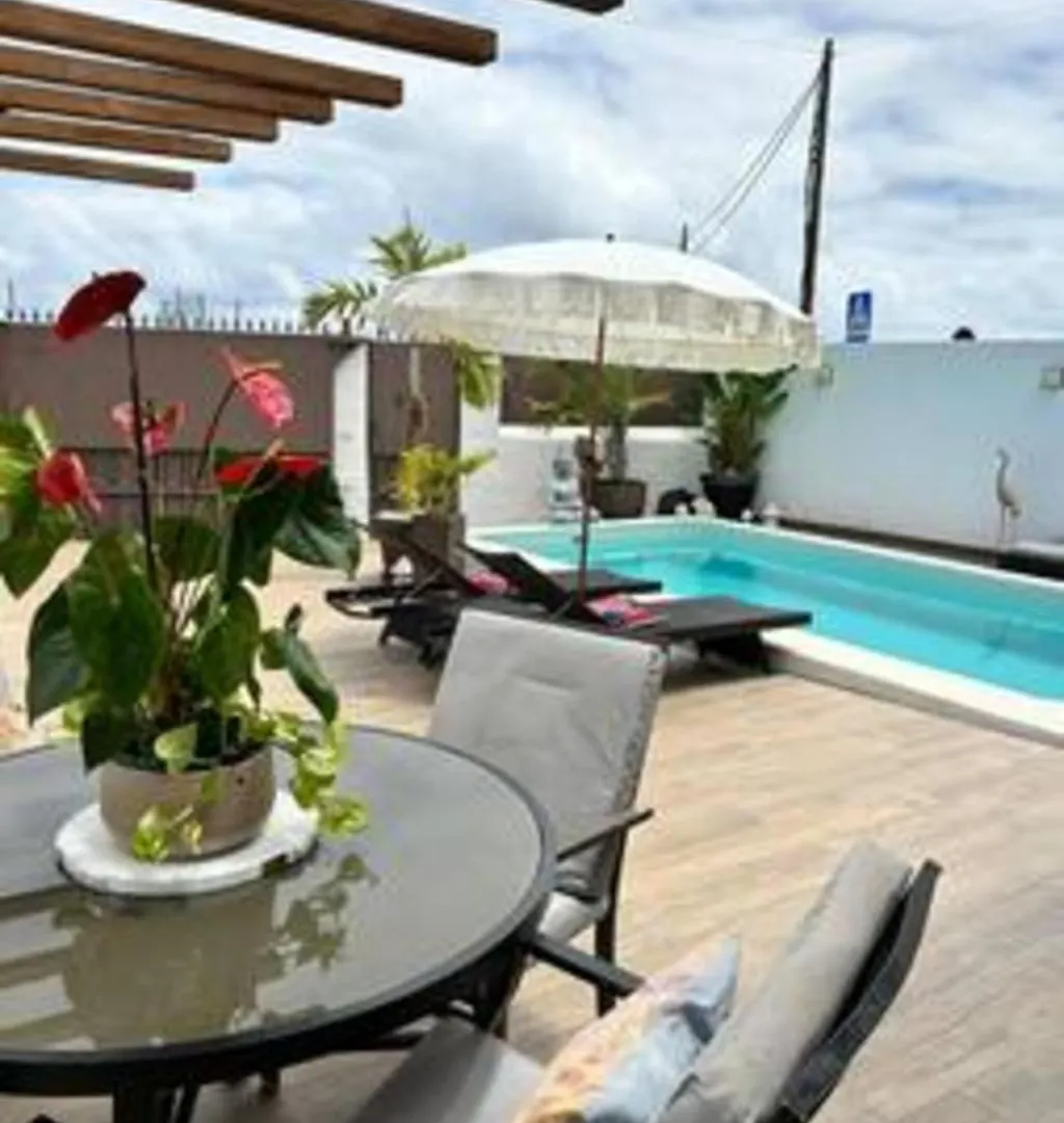 Maravilloso Chalet Con Piscina. Villa La Laguna  Holiday home La Laguna (Tenerife)